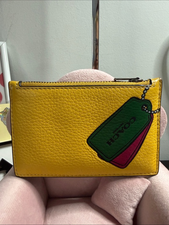 Coach Handbags - Coach Zip Card Case with Trompe L’oeil print